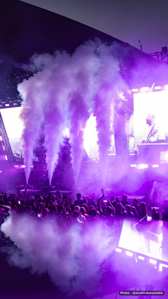 CO2 jets over the crowd at Festival Riverside 2026